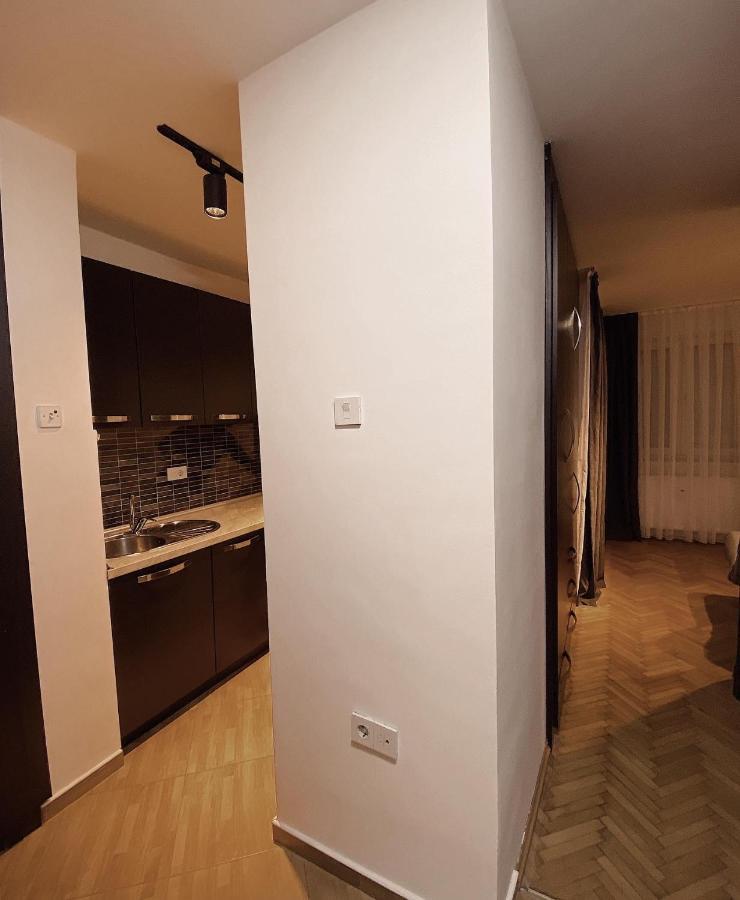 Diamond Apartment Prishtina 2 Pristina Extérieur photo